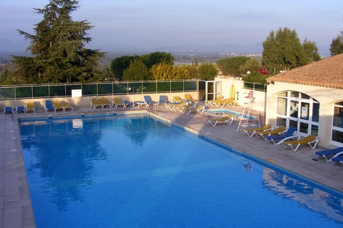Une formule hôtel ou séjours tous compris à la semaine pour les familles avec des tarifs très intéressants... Une formule hôtel ou séjours tous compris à la semaine pour les familles avec des tarifs très intéressants...