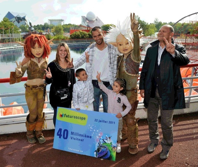 Futuroscope a accueilli son 40 millionième visiteur Futuroscope a accueilli son 40 millionième visiteur