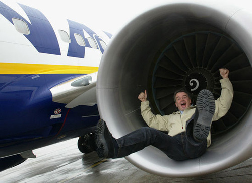 Ryanair sale l'addition de ses frais annexes payés à l'aéroport Ryanair sale l'addition de ses frais annexes payés à l'aéroport