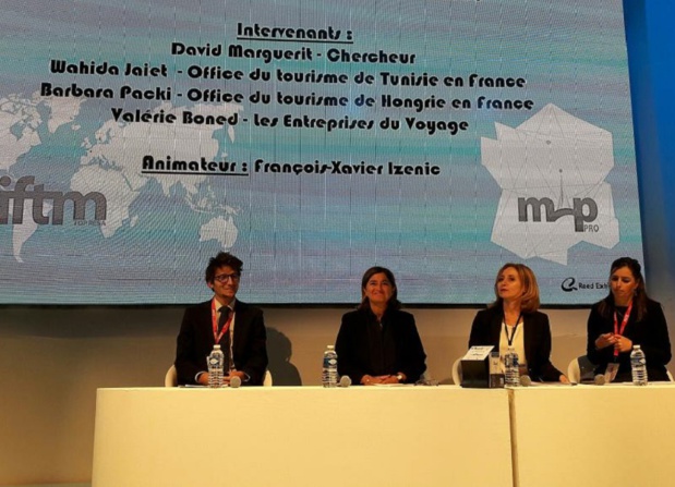 A IFTM-Top Resa, la conference sur le theme “Tourisme de santé, unnouvel  Eldorado ? », David Marguerit auteur d’un rapport pour le premier ministre sur le tourisme médical avec à sa gauche Valérie Boned secrétaire générale déléguée du SNAV – Les Entreprises du Voyage, Wahida Jaiet directrice de l’O.T. de Tunisie et Barbara Packi directrice de l’O.T. de Hongrie. Photo MS.