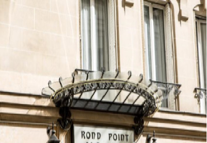 ESPRIT DE FRANCE, vient d’acquérir le fonds de commerce de l'Hôtel du Rond-Point des ChampsElysées ****, situé 10 rue de Ponthieu à Paris dans le 8ème arrondissement.