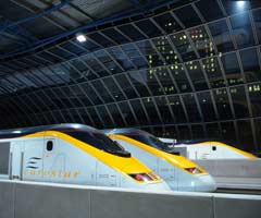 Incendie : le trafic Eurostar toujours interrompu Incendie : le trafic Eurostar toujours interrompu