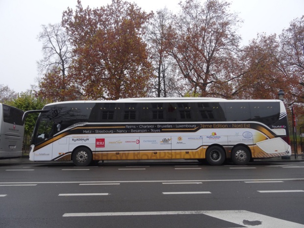 L'autocar de la 7e édition du TourMaG&Co Roadshow - Photo : L.P.