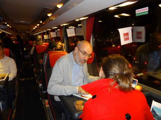 L'autocar de la 7e édition du TourMaG&Co Roadshow - Photo : L.P.