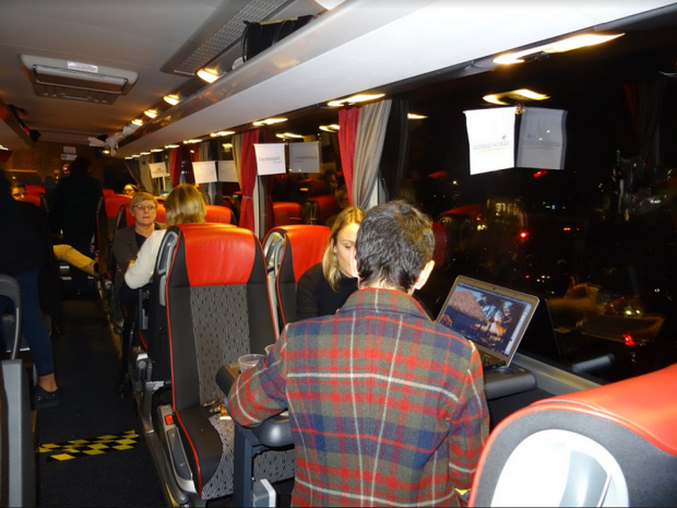 L'autocar de la 7e édition du TourMaG&Co Roadshow - Photo : L.P.