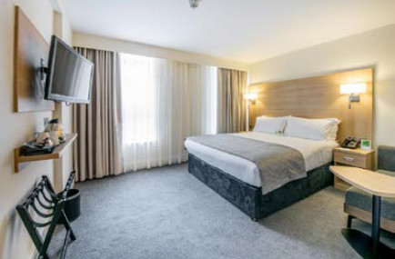 Londres : un Holiday Inn de 708 chambres ouvre près de Kensington Palace