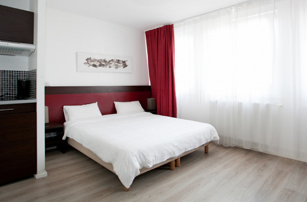 The Residhotel Lille Vauban features 20-40 m2 studios and apartments - Photo : Residhotel