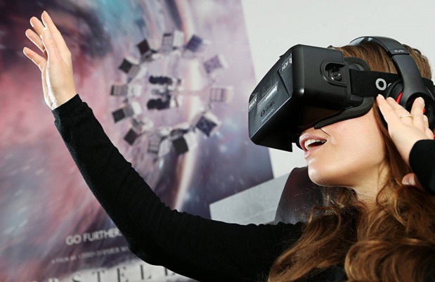 L'’étendue de possibilités et le champ d’actions sont très vastes pour les entreprises souhaitant investir et exploiter la réalité augmentée et virtuelle (c) Fracebook Réalité Virtuelle : François Bou L'’étendue de possibilités et le champ d’actions sont très vastes pour les entreprises souhaitant investir et exploiter la réalité augmentée et virtuelle (c) Fracebook Réalité Virtuelle : François Bou