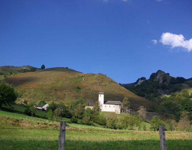 Saint-Engrâce vit avec son temps. Ici, l’élevage et le tourisme ont encore leur mot à dire pour maintenir les gens « au pays » - DR : J.-F.R.