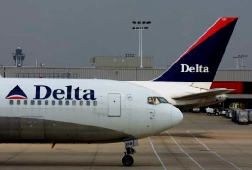 Delta Air Lines a acquis Northwest Airlines pour 2,8 milliards de dollars 