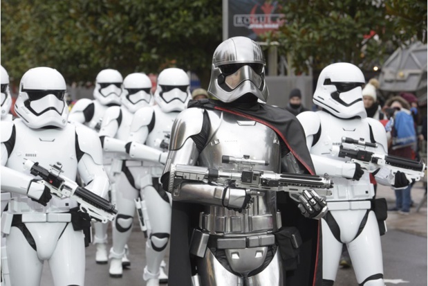 "La Patrouille des Stormtroopers" défilera entre le 14 janvier et 26 mars 2017 - Photo Disneyland Paris