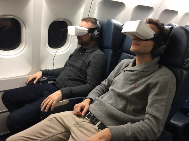 Une expérience en immersion avec les lunettes Skylights (c) XL Airways Une expérience en immersion avec les lunettes Skylights (c) XL Airways