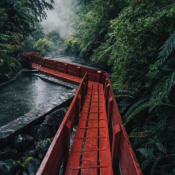 Le Chili attire de plus en plus de touristes internationaux - Photo : Termas Geométricas-ChileTravel-Instagram