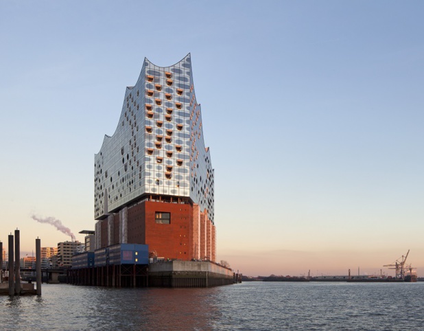 La philharmonie de l’Elbe (Elbphilharmonie) qui a été ouverte le 11 janvier 2017 © HamburgMusik gGmbH. Fotograf: Heissner, Oliver