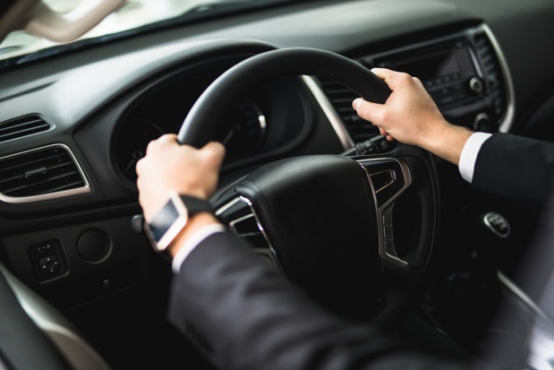 Trois syndicats de chauffeurs de VTC demande l'instauration d'un tarif minimum dans le secteur par le gouvernement français - Photo : F8studio-Fotolia.com