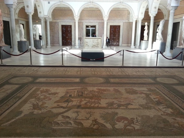 Le musée national du Bardo est un joyau du patrimoine Tunisien. Logé dans un ancien palais beylical du XIXème siècle, il retrace à travers ses collections une grande partie de l’histoire de la Tunisie (de la préhistoire à l’époque contemporaine), et renferme la plus grande collection de mosaïques au monde. Photo ONTT.