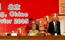Gilles de Robien avait pourtant affirmé à Beijing qu'il avait entendu la profession Gilles de Robien avait pourtant affirmé à Beijing qu'il avait entendu la profession