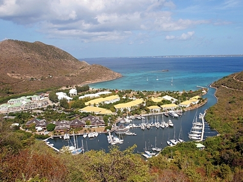 La défiscalisation a boosté l’hôtellerie, avec à ce jour 2 000 chambres (34 hôtels du 1 au 4* luxe), 1 900 guest-house, 100 villas de location et 270 meublés touristiques