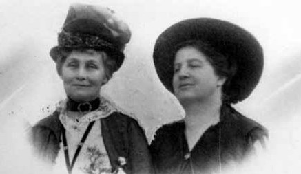 Emily Murphy & Emeline Pankhurst, créatrice du mouvement ''Les Suffragettes'' à Londres en 1903