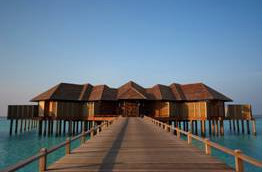 Hilton mise sur les Maldives