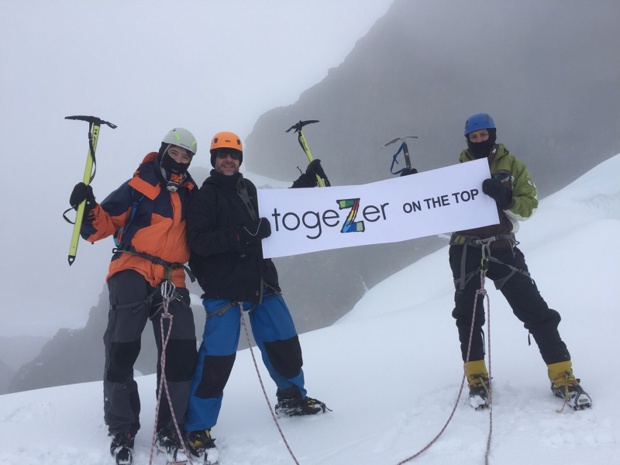 TogeZer lance BOOK NOW TogeZer lance BOOK NOW