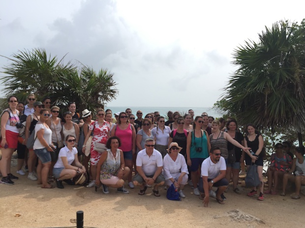 Les "Rescapés Maya" en fin d'éductour, sur les ruines mayas de Tulum © DR PG Tourmag Les "Rescapés Maya" en fin d'éductour, sur les ruines mayas de Tulum © DR PG Tourmag