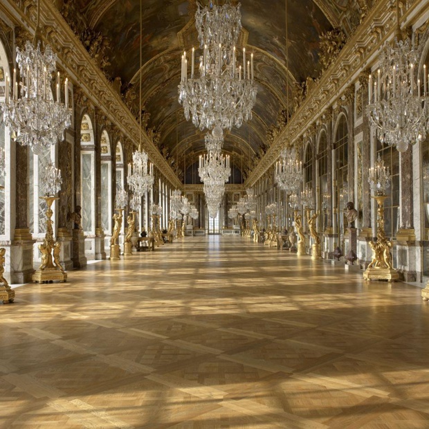La célèbre Galerie des Glaces est composée de 357 miroirs - EPV-RMN