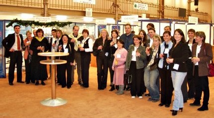 Seules les AGV les plus motivées, une centaine, sont venues rendre visite au workshop. Seules les AGV les plus motivées, une centaine, sont venues rendre visite au workshop.