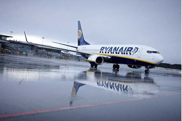 Ryanair, présent à Beauvais depuis 20 ans, a contribué à l'expansion de l'aéroport situé à 90km de Paris, et qui compte désormais 4 millions de passagers par an © DR Ryanair Ryanair, présent à Beauvais depuis 20 ans, a contribué à l'expansion de l'aéroport situé à 90km de Paris, et qui compte désormais 4 millions de passagers par an © DR Ryanair