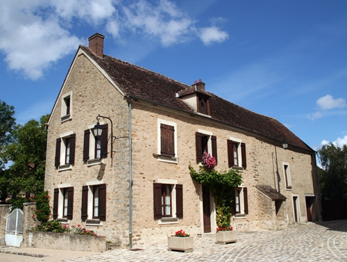 « Les vacanciers de l’été ont adopté le système débrouille, famille, copains. On ne sent pas de report massif des habitués des moyens courriers sur la destination France telle que nous la vendons... »