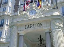 Le Carlton réclame 12 000 euros pour sa suite  l’Impériale de 400 m².