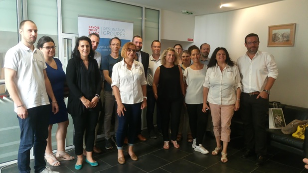 Autour de Véronique Halbout (Groupes et Distribution) et Carole Duverney (Etudes et Observation), quelques uns des partenaires et clients de Savoie Mont Blanc lors de la présentation de l’Etude sur le tourisme de groupes, le 23 juin 2017, notamment les représentants de Locatour, Azureva, UCPA, Vacances Bleues, Pierre & Vacances, CE Suez, l’autocariste Hourtoule - DR : @N.Bonno Autour de Véronique Halbout (Groupes et Distribution) et Carole Duverney (Etudes et Observation), quelques uns des partenaires et clients de Savoie Mont Blanc lors de la présentation de l’Etude sur le tourisme de groupes, le 23 juin 2017, notamment les représentants de Locatour, Azureva, UCPA, Vacances Bleues, Pierre & Vacances, CE Suez, l’autocariste Hourtoule - DR : @N.Bonno