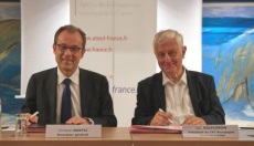 Christian Mantei et Loïc Niepceron lors de la signature de la convention - DR