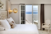 L'hôtel dispose de 75 chambres et suites entièrement rénovées - DR : Hilton L'hôtel dispose de 75 chambres et suites entièrement rénovées - DR : Hilton