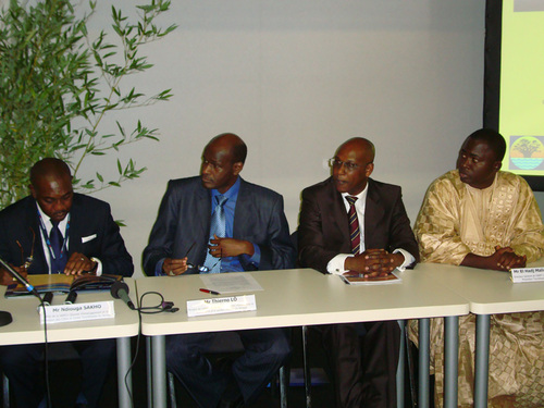 Ndiouga Sakho,Thierno Lô, Ibrahima Wade et El Hadj Malick Mbaye * Ndiouga Sakho,Thierno Lô, Ibrahima Wade et El Hadj Malick Mbaye *