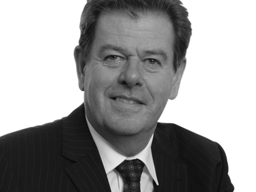 TUI Travel Plc : Peter Long, l'homme qui valait 300 millions de livres de bénéfice TUI Travel Plc : Peter Long, l'homme qui valait 300 millions de livres de bénéfice