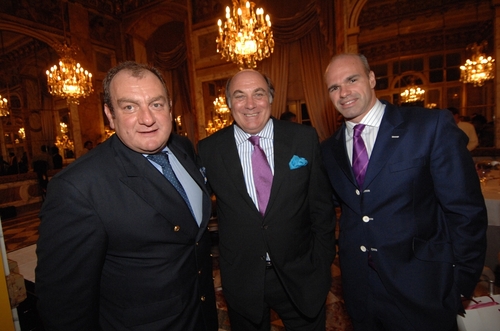 Pascal Brun directeur général du Touessrok, Arnaud Martin, directeur commercial et marketing de Sun Resorts et Alexandre Espitalier-Noël, directeur France de Sun Resorts