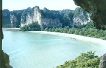 L'île de Krabi désertée tout comme les autres îles de la Thaïlande.