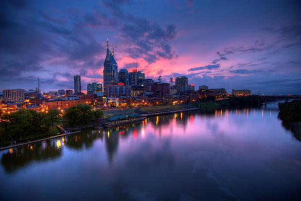 Nashville est riche d'une histoire musicale exceptionnelle avec plus d'une centaine de salles de concert, de bars et de studios d'enregistrement dédiés à la musique country, au blues, au jazz et même au gospel.