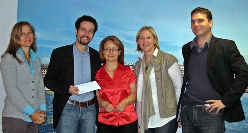 (Cliquer pour agrandir) Mme Miranda Ford (Directrice Marketing et Communication), M. Erminio Eschena, Mme Corinne Camacho, Mme Aurore Snick et M. Rodolphe Richy (commerciaux)