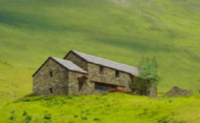 Massif de l’Oisans : deux nouveaux hébergements pour les amateurs de nature