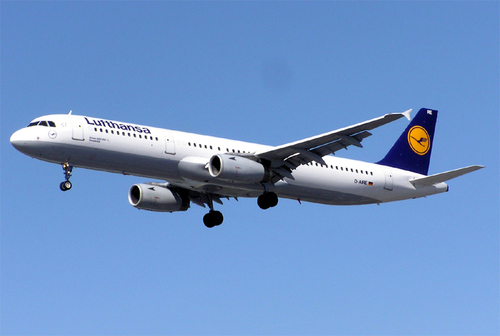 Lufthansa : dans le rouge sur les 9 premiers mois de l'année Lufthansa : dans le rouge sur les 9 premiers mois de l'année