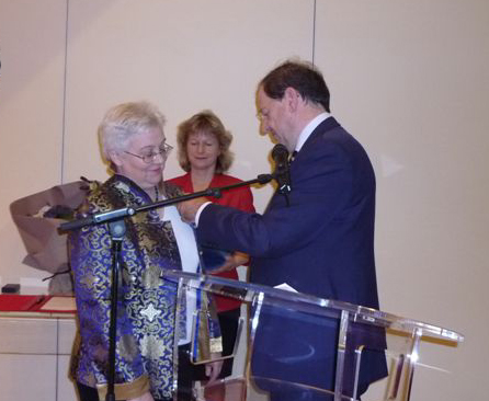 Annette Masson Officier dans l'Ordre National du Mérite