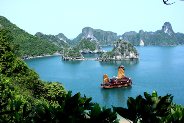 croisière dans la baie d'halong, Vietnam - © wikicommons Trekking Travel