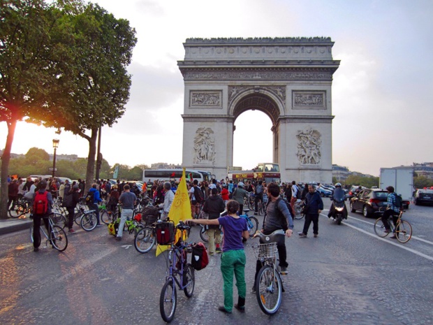 La journée sans voiture à Paris le 1er octobre 2017 n'autorise pas les autocars de transport de touristes à circuler - DR : _RoScO_ via wikicommons