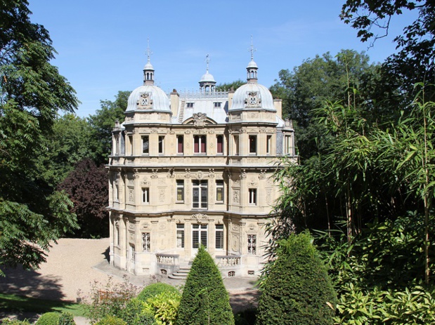 Samedi 16 septembre 2017, Emmanuel Macron et Françoise Nyssen ont visité le château de Monte-Cristo - DR moonik via wikicommons