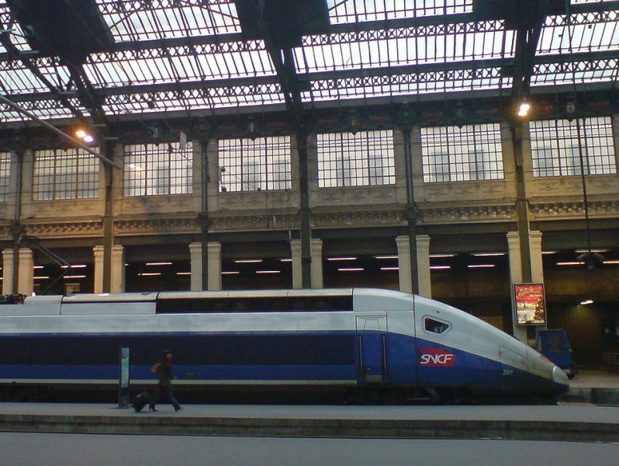 TGV duplex gare de Lyon à Paris - photo wikicommons CC BY 2.5