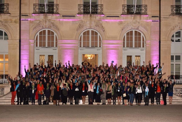 Photo de groupe devant le Palais du Pharo - DR LM