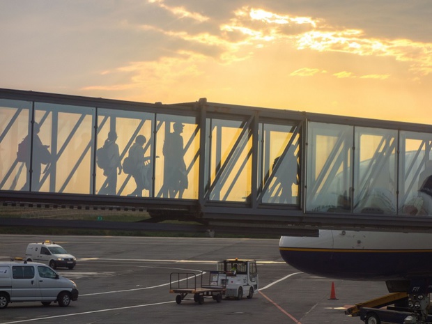 Les consolidations aériennes pénalisent les consommateurs, qui deviennent captifs des sites des compagnies sans pourvoir comparer les différentes offres pour un même trajet - Crédit photo : Libre pour usage commercial, Pixabay Les consolidations aériennes pénalisent les consommateurs, qui deviennent captifs des sites des compagnies sans pourvoir comparer les différentes offres pour un même trajet - Crédit photo : Libre pour usage commercial, Pixabay