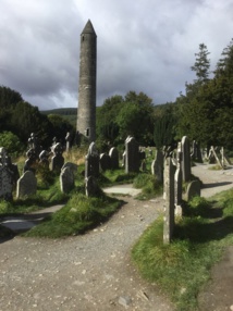 La tour ronde à Glendalough - DR : J.-P. C. La tour ronde à Glendalough - DR : J.-P. C.